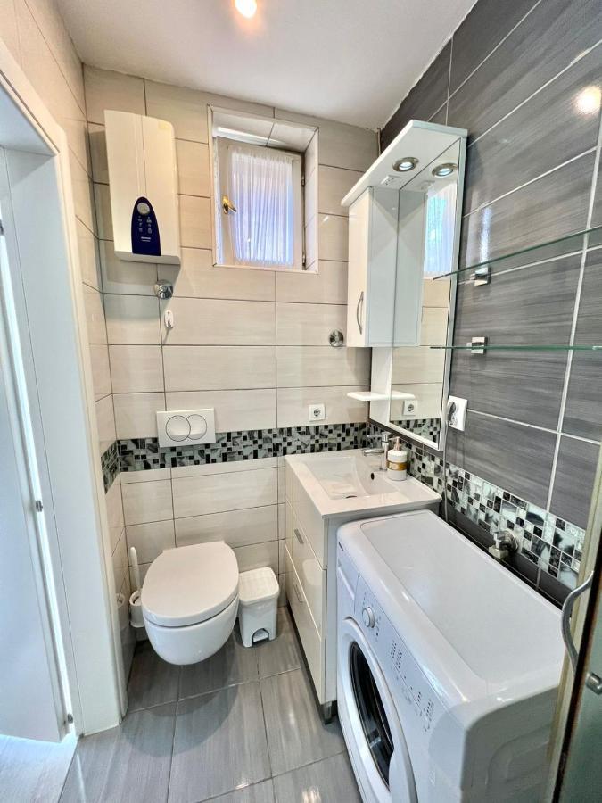 Apartment Kiki Kotor Buitenkant foto