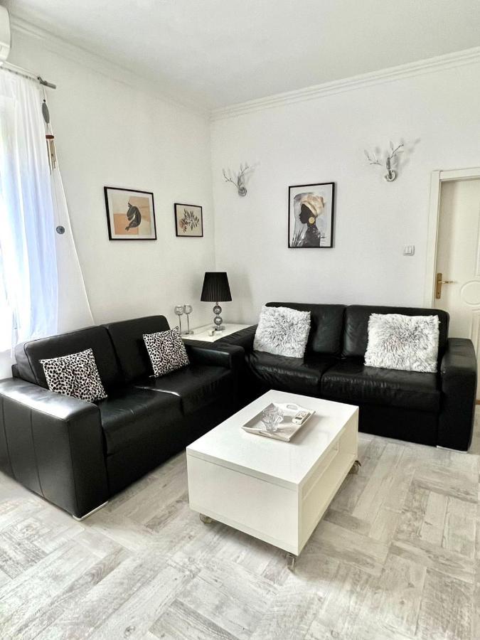 Apartment Kiki Kotor Buitenkant foto